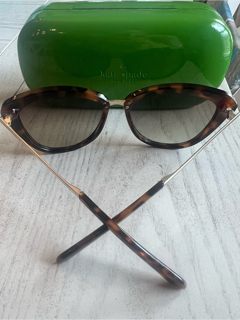 Kate Spade “Cissy” Tortoiseshell Cat-Eye Sunglasses -NWOT with Case! - Picture 4 of 6